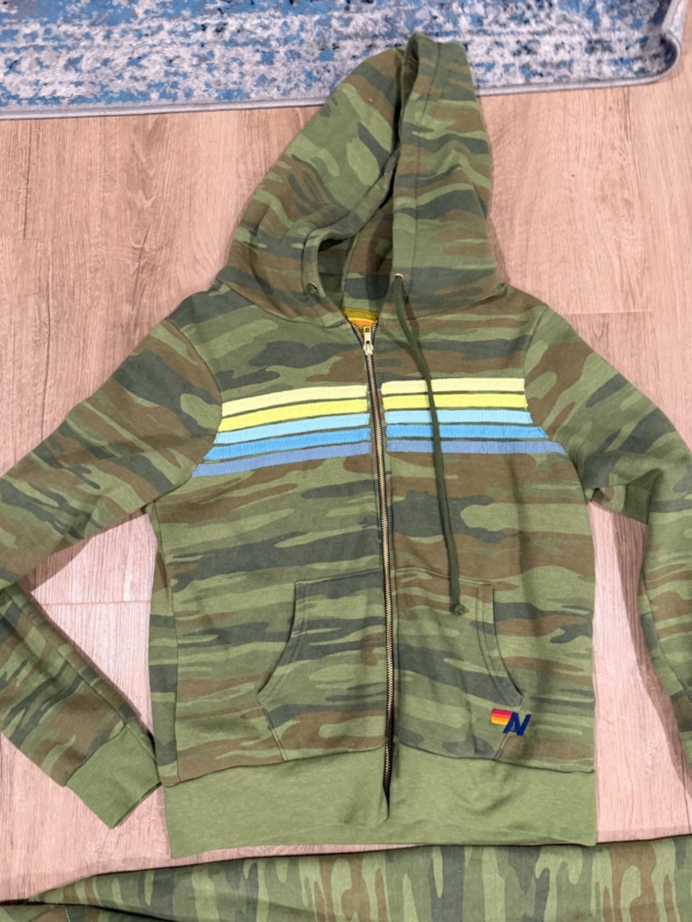 NWOT AVIATOR NATION 5 STRIPE HOODIE - CAMO // LIME AQUA - Picture 2 of 3
